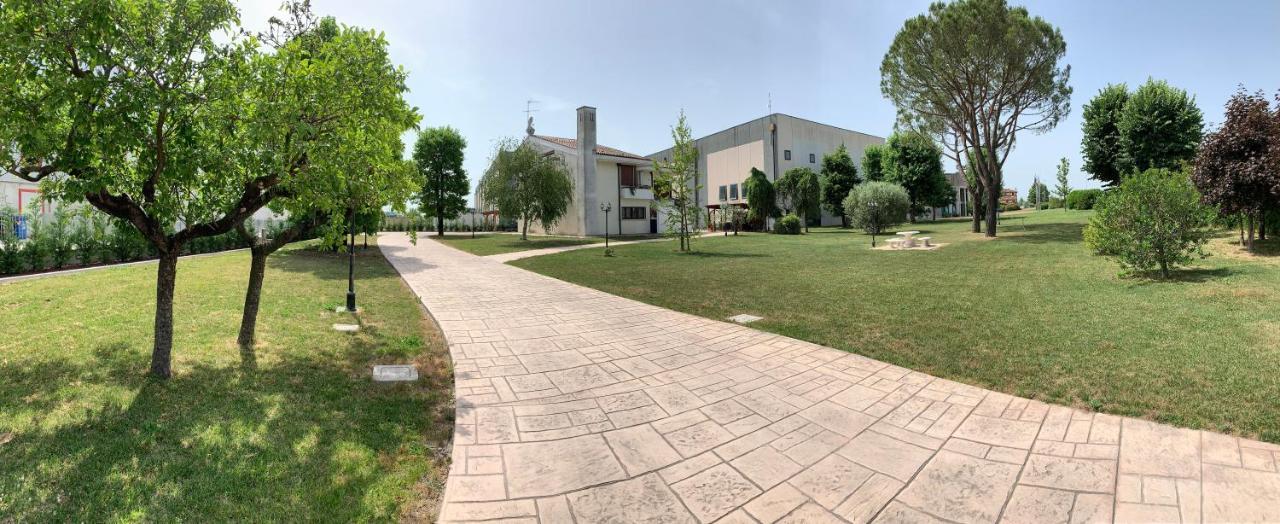 Отель Locanda L'Officina Ceggia Экстерьер фото