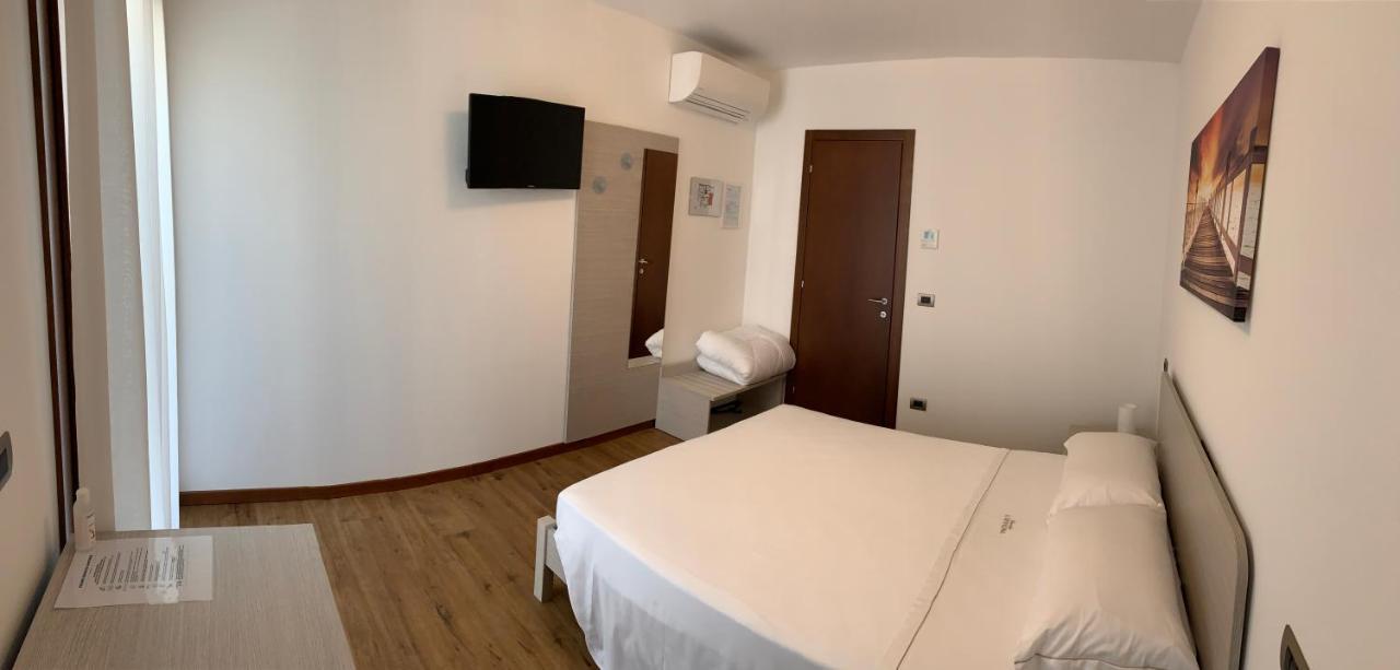 Отель Locanda L'Officina Ceggia Экстерьер фото
